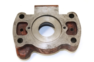 ATJ6276 - PTO bearing housing (USED)