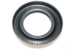 BTJ78 - Half shaft oil seal