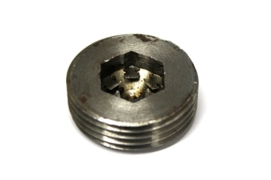 CMK826 - Core plug