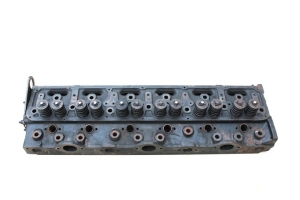 HKJ2166 - Leyland 6/98 cylinder head