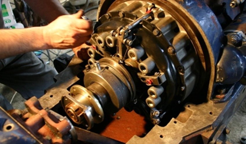 New, Used, Reconditioned or Shop-Soiled Tractor Parts: Which Should You Choose?