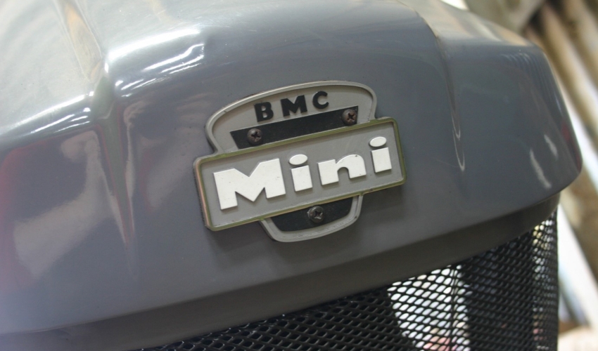 The Importance of Paint and Colour on your Tractor