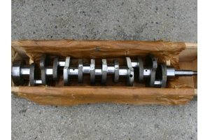 37D536 - Crankshaft c/w bearings (BMC 5.1, 5.7)