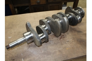 8G2532 - Crankshaft reground with bearings