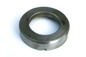 NT1076 - Nuffield Front wheel hub distance piece
